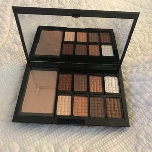 Freematic eyeshadow kit